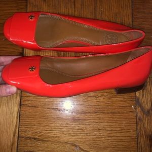 Never worn Tory Burch authentic flats